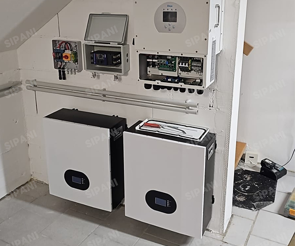 Baterías de pared SIPANI 20KWH, guardianas del calor en el invierno alemán