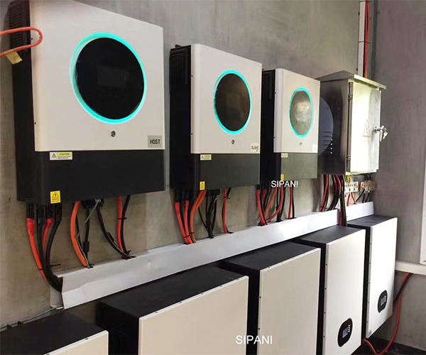 La evolución de las baterías de montaje en rack y de pared en entornos de servidores