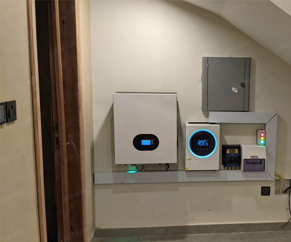 Batería Powerwall de 10 kWh e inversor de 5 kW, iluminando el futuro de Ghana y logrando una revolución energética limpia