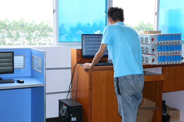 baterías para racks de servidores