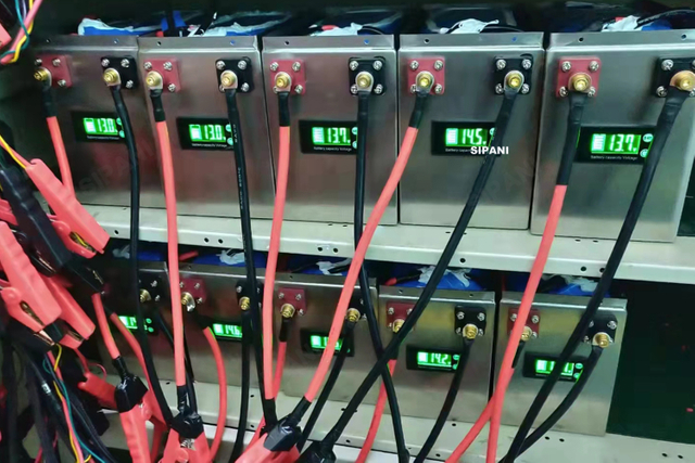 batería del gabinete