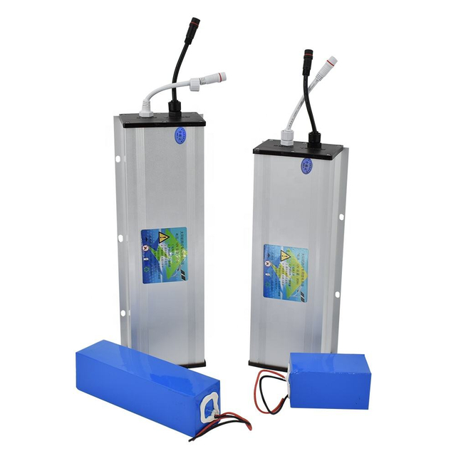 12v 24v personalizado luces solares 30/40/50/60/100 Ah 18650 batería de iones de litio para luces de calle solares