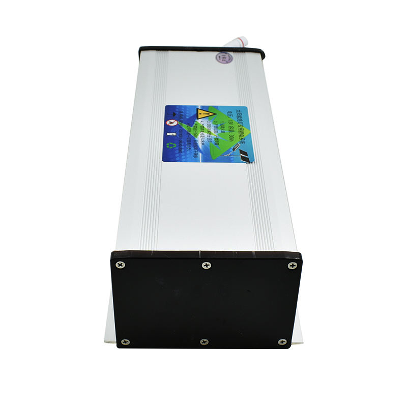 Batería de iones de litio SIPANI 18650 Ncm 12v 60ah con caja de aleación de aluminio Ip65 para sistema de cámara CCTV de farola Solar